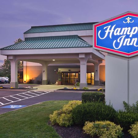 Hampton Inn New Philadelphia Buitenkant foto