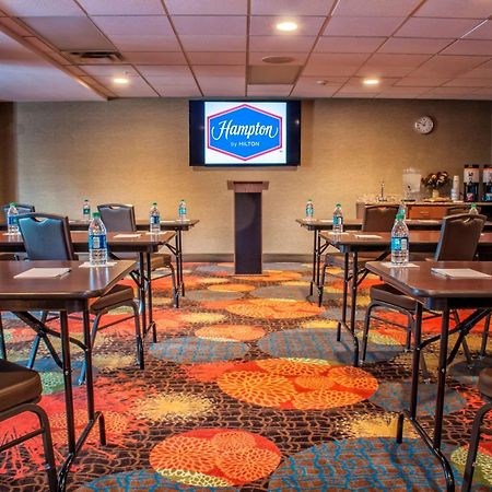 Hampton Inn New Philadelphia Buitenkant foto