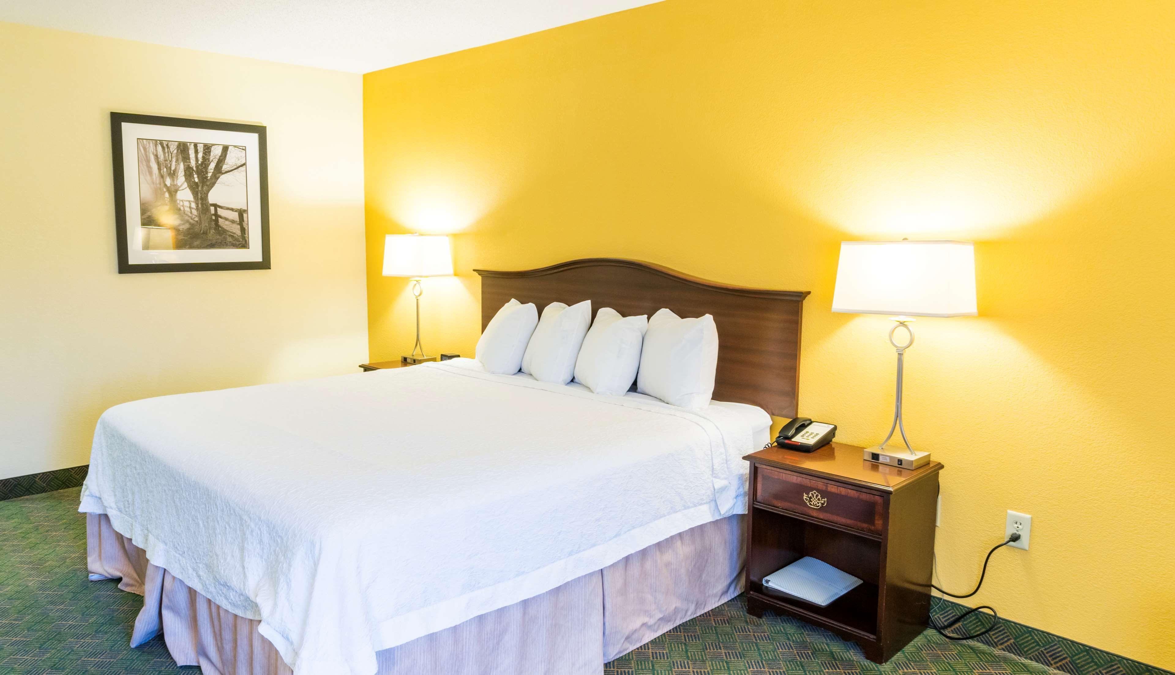 Hampton Inn New Philadelphia Buitenkant foto