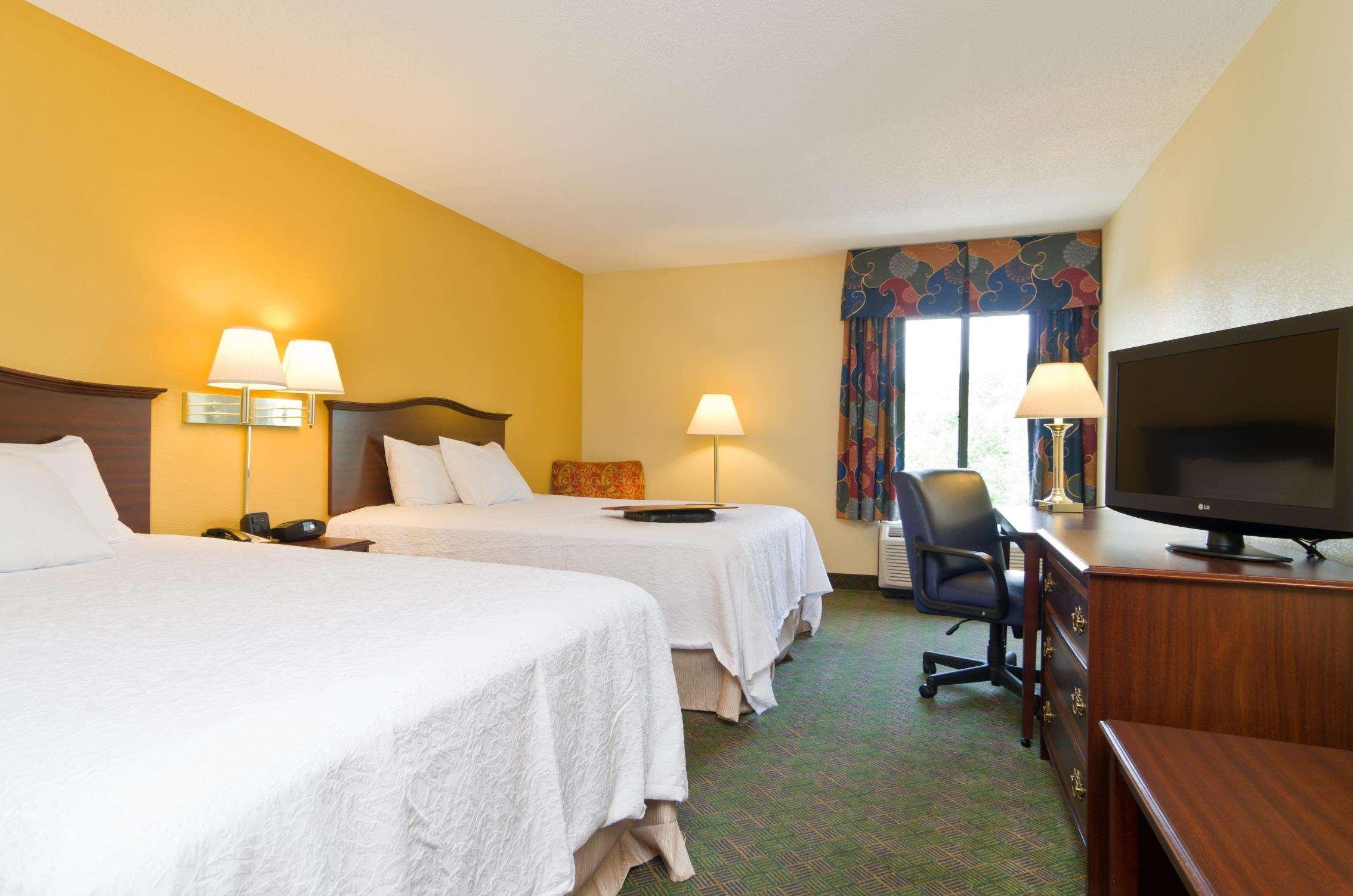 Hampton Inn New Philadelphia Buitenkant foto