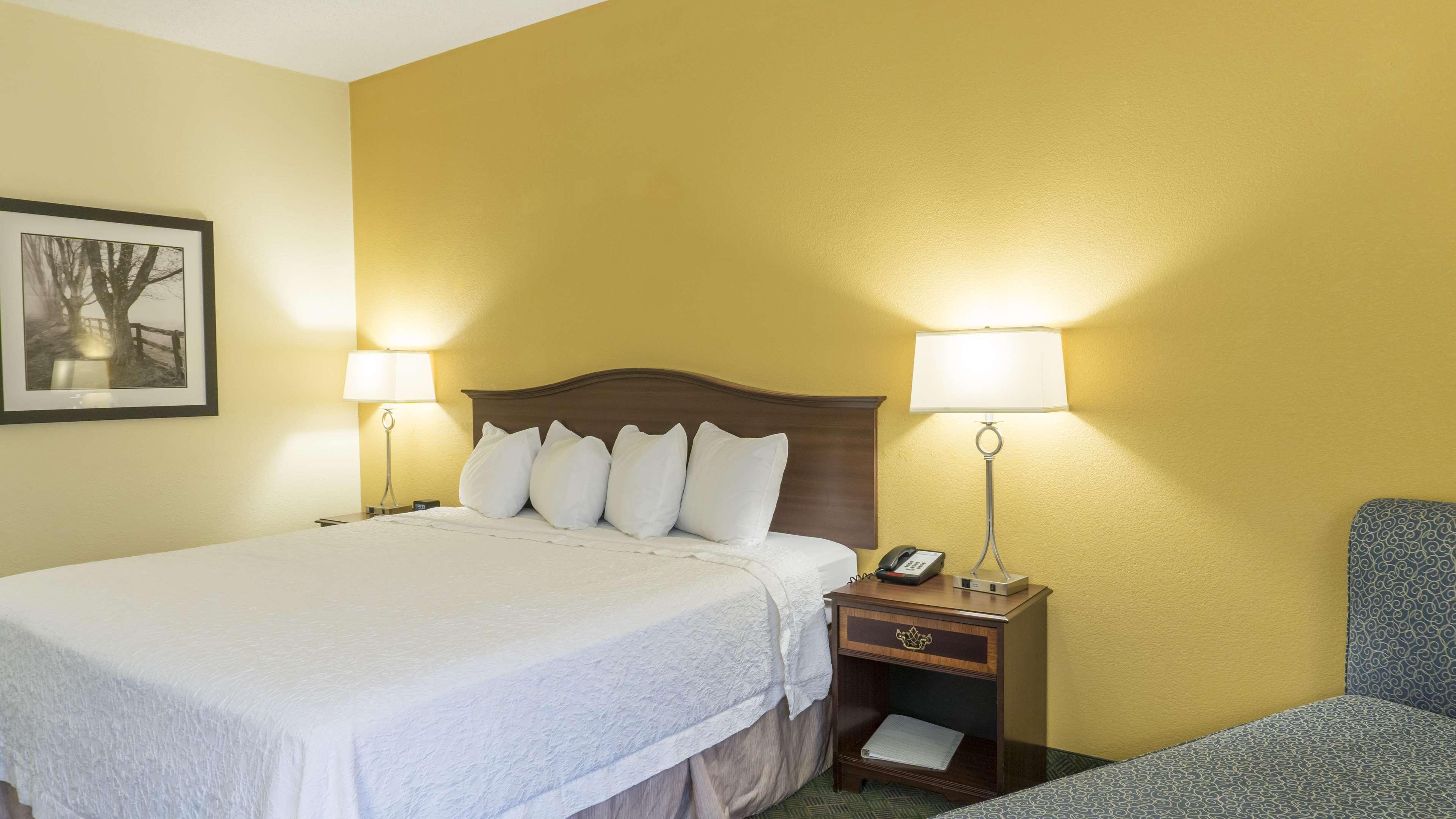 Hampton Inn New Philadelphia Buitenkant foto