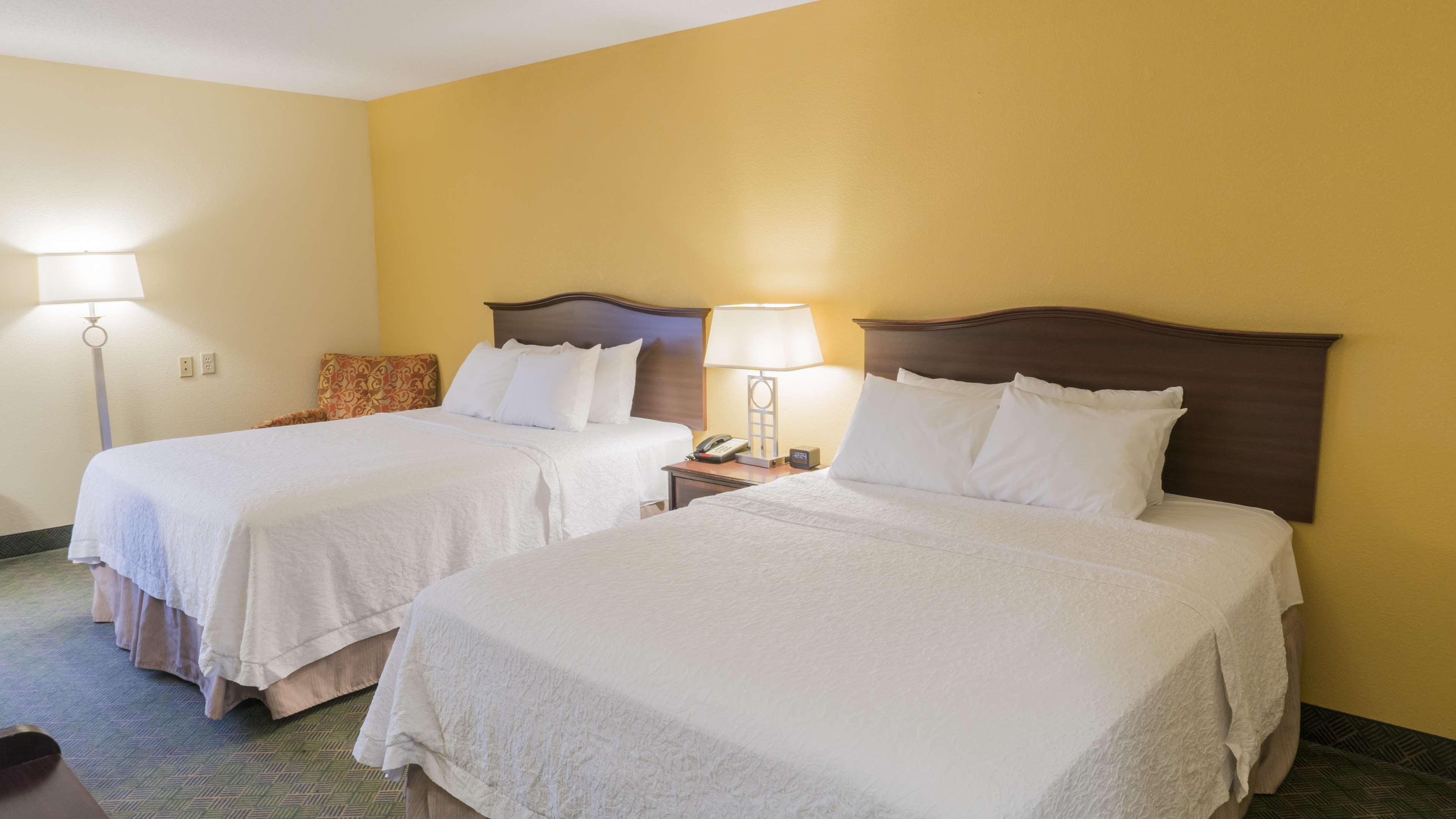 Hampton Inn New Philadelphia Buitenkant foto