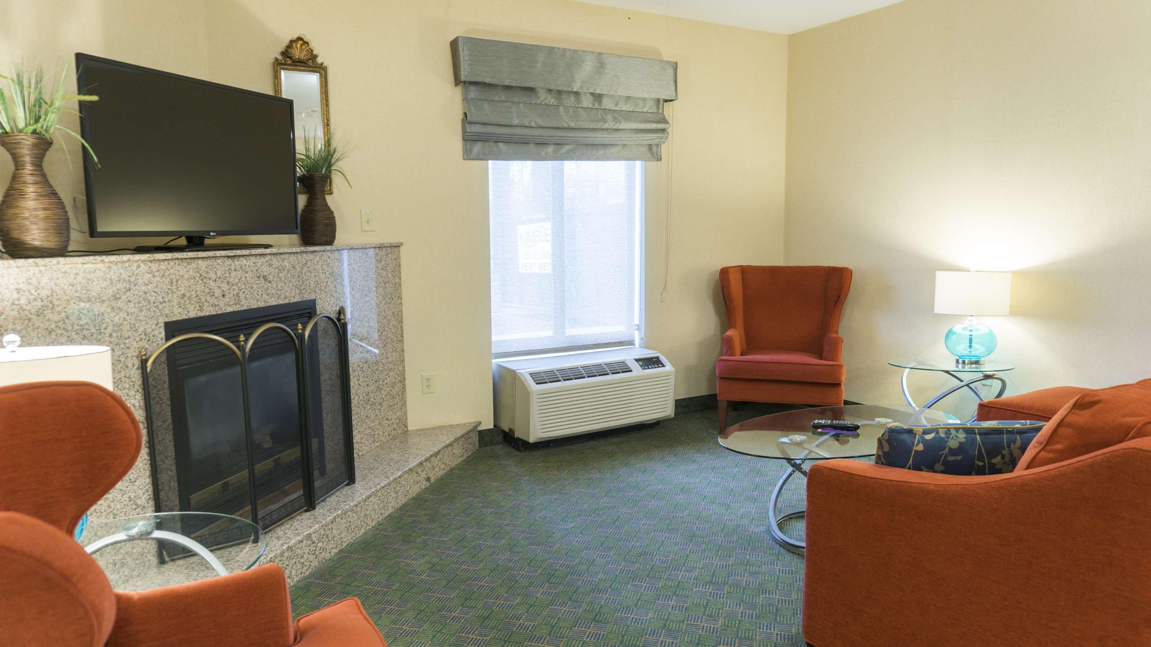 Hampton Inn New Philadelphia Buitenkant foto