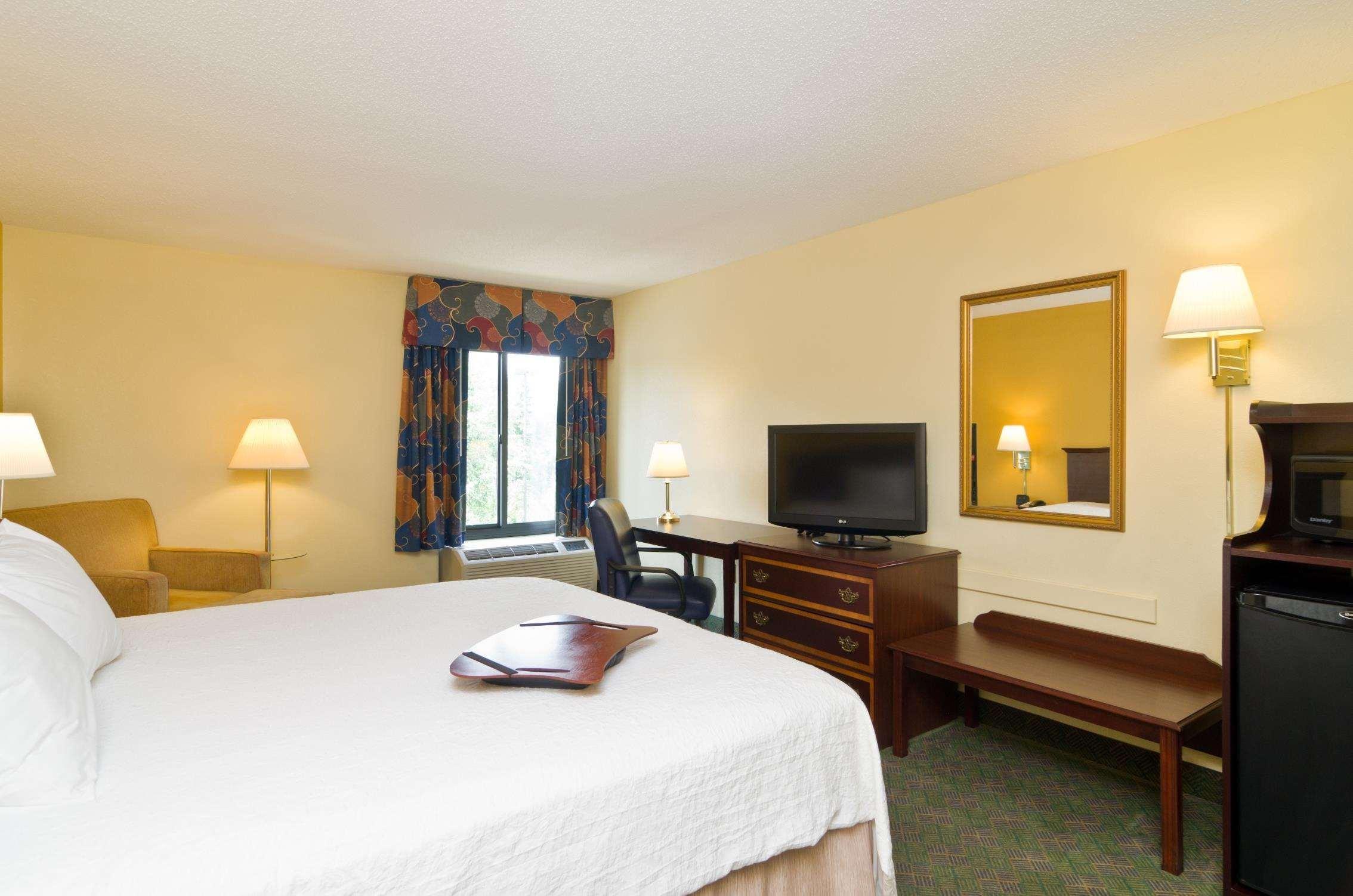Hampton Inn New Philadelphia Buitenkant foto