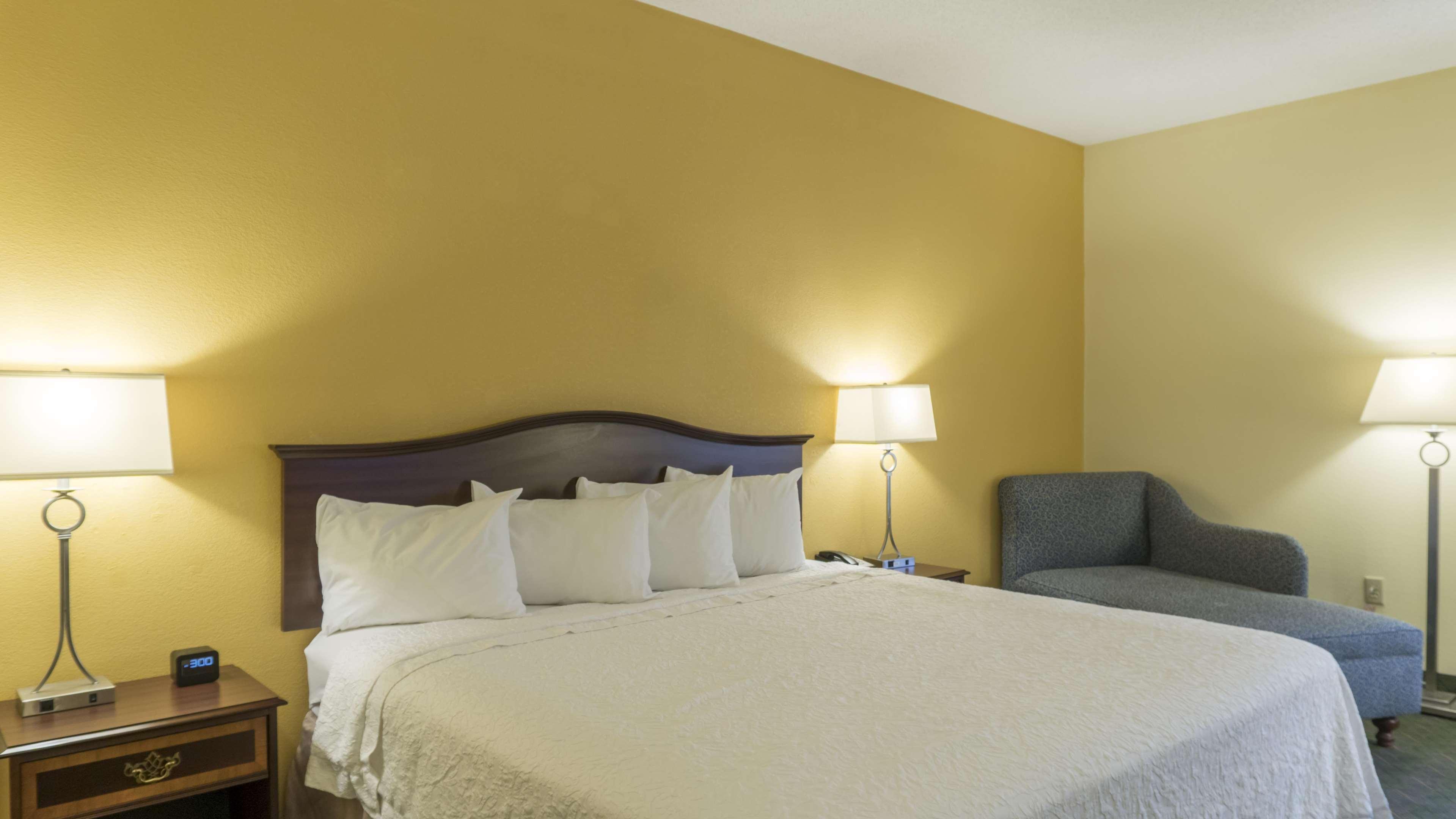 Hampton Inn New Philadelphia Buitenkant foto