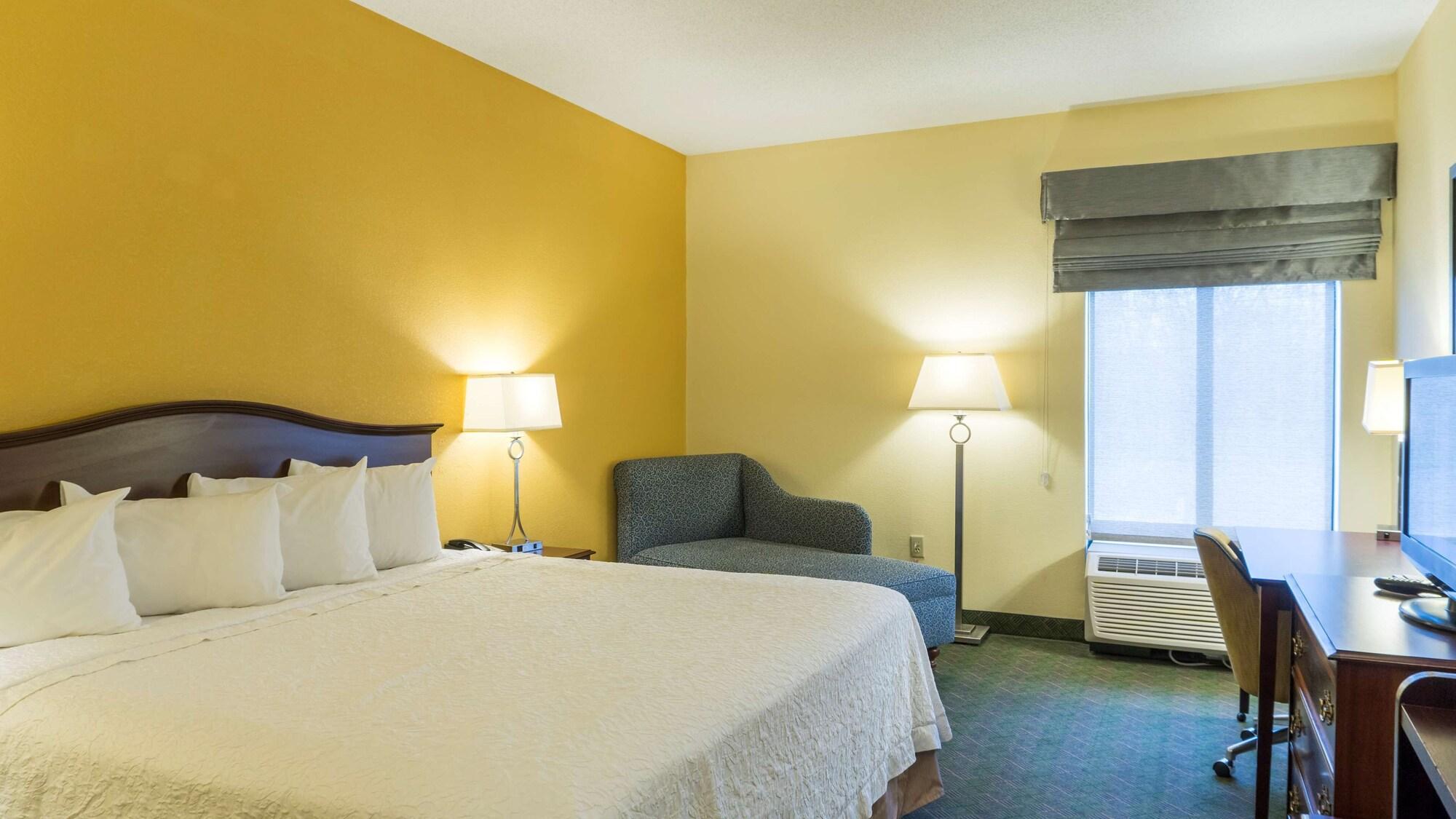 Hampton Inn New Philadelphia Buitenkant foto