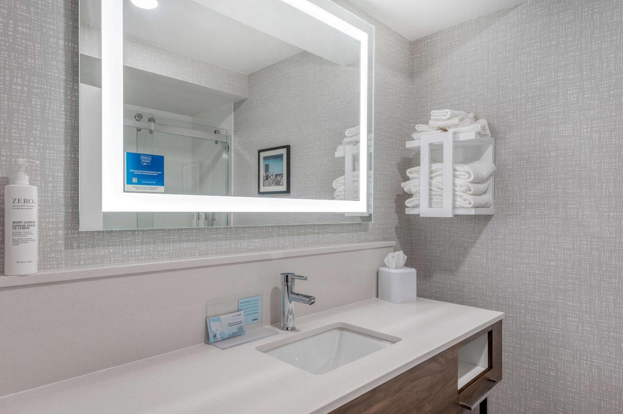 Hampton Inn New Philadelphia Buitenkant foto